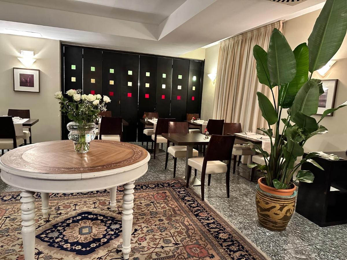 Hotel Comtur Binasco Εξωτερικό φωτογραφία