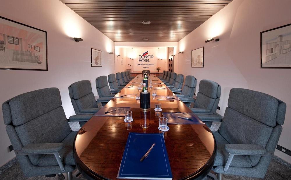 Hotel Comtur Binasco Εξωτερικό φωτογραφία