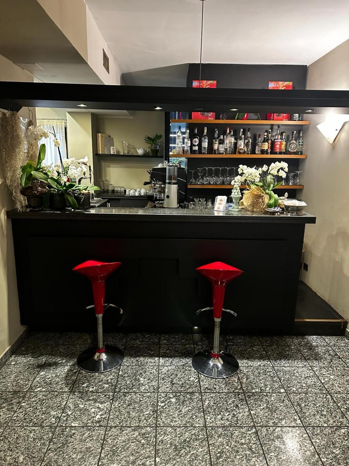 Hotel Comtur Binasco Εξωτερικό φωτογραφία